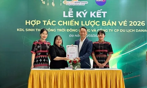 Cổng Trời Đông Giang trao chứng nhận đối tác chiến lược duy nhất cho DANAGO