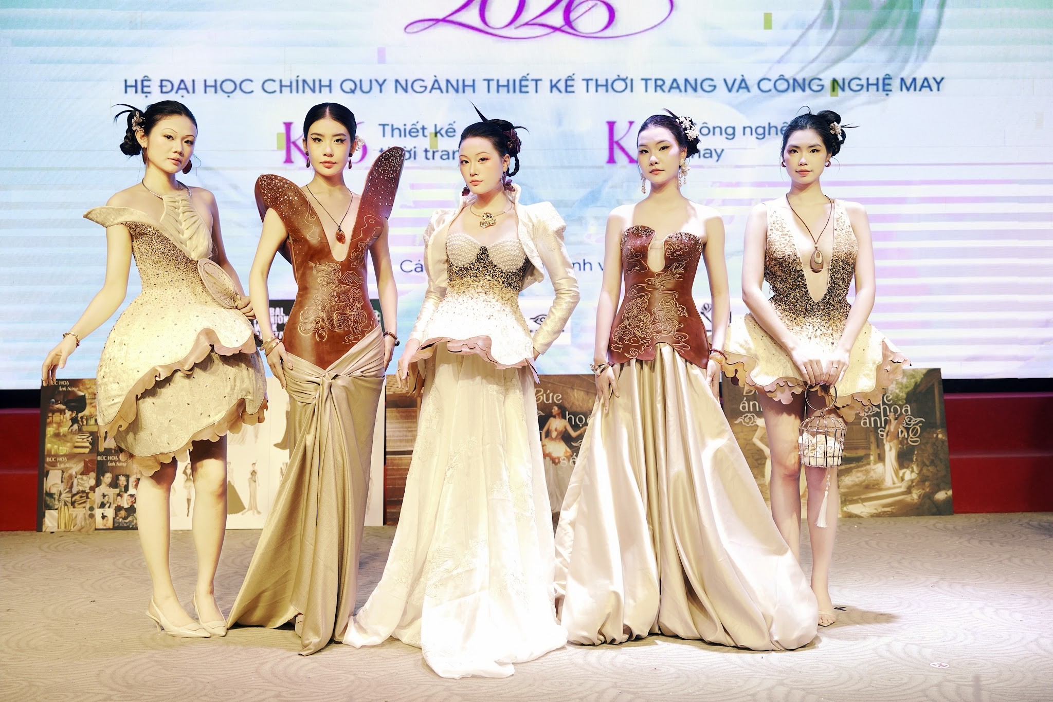 van-hoa-viet2-1782653840.jpg