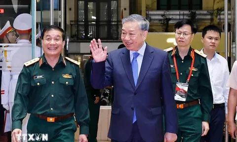 Tổng Bí thư và Chủ tịch Quốc hội dự chương trình nghệ thuật "Thanh âm dưới ánh Mặt trời"