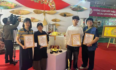Triết lý sáng tạo: Khi kính không còn là vật liệu vô tri - Mỹ học GVICO & GVC Vinhcoba