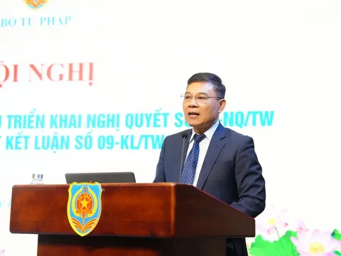 Tư duy "vượt khung" trong xây dựng pháp luật: Lời giải để tháo gỡ "điểm nghẽn của điểm nghẽn"