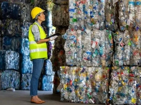 Công nghệ tái chế và chuyển hóa rác thải dân sinh thành nguyên liệu tài nguyên 